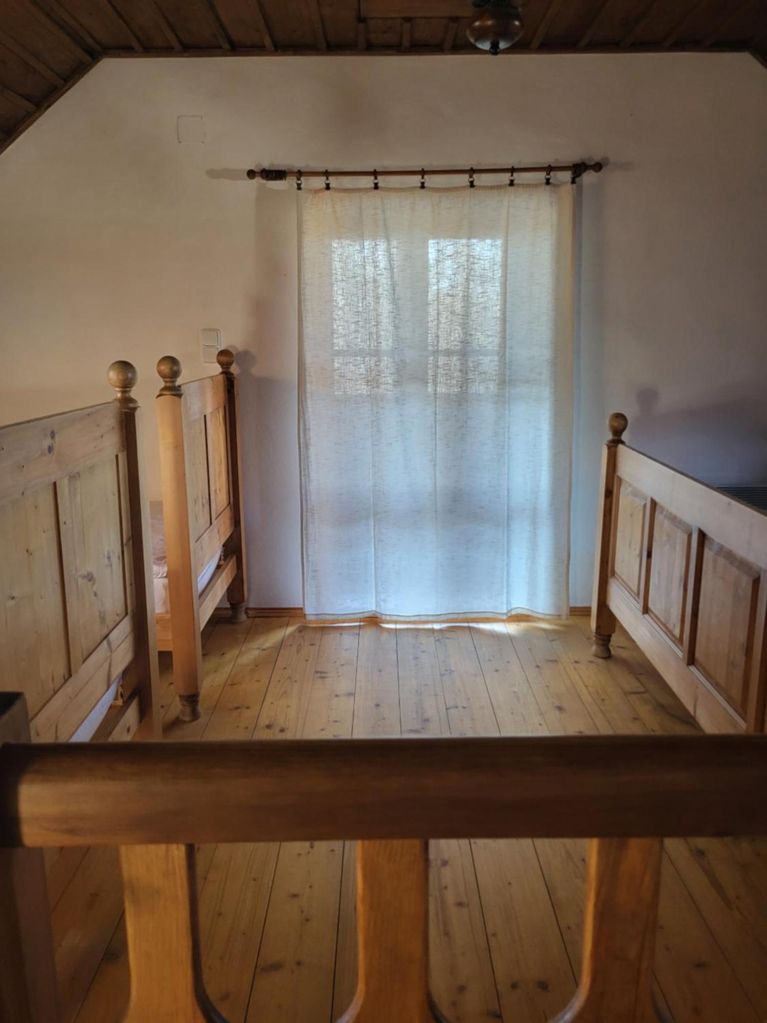 Apartmany Cerveny Dvur Chvalšiny المظهر الخارجي الصورة