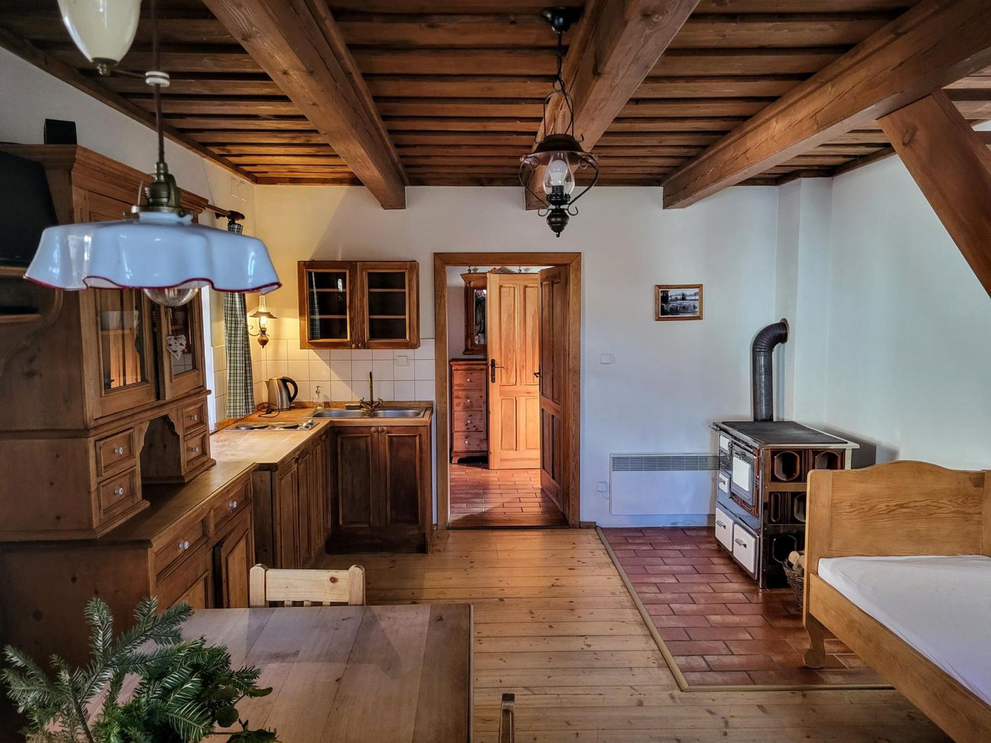 Apartmany Cerveny Dvur Chvalšiny المظهر الخارجي الصورة